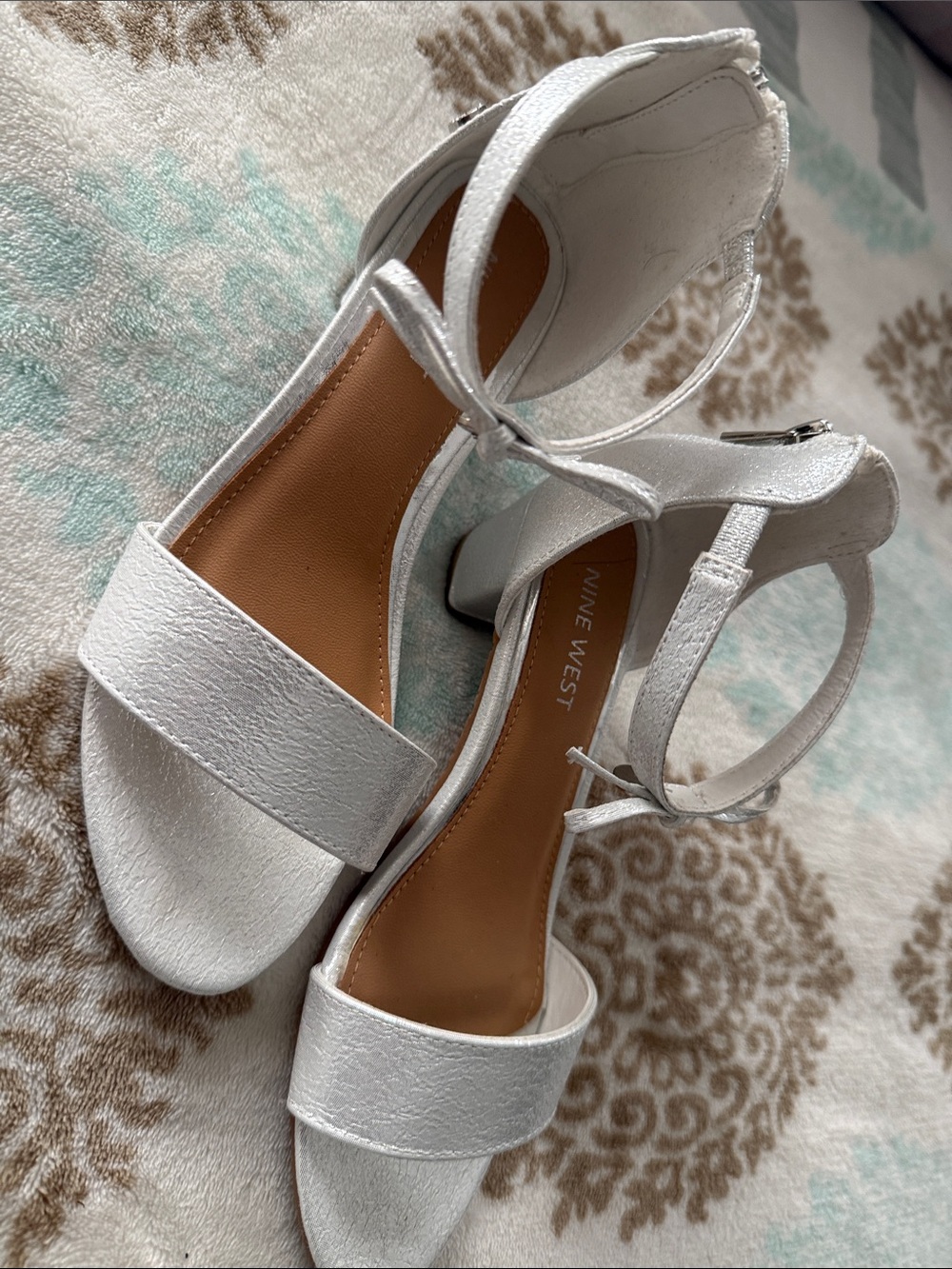 Nine West Girls Silver Metallic Block Heel Sandals Size 2